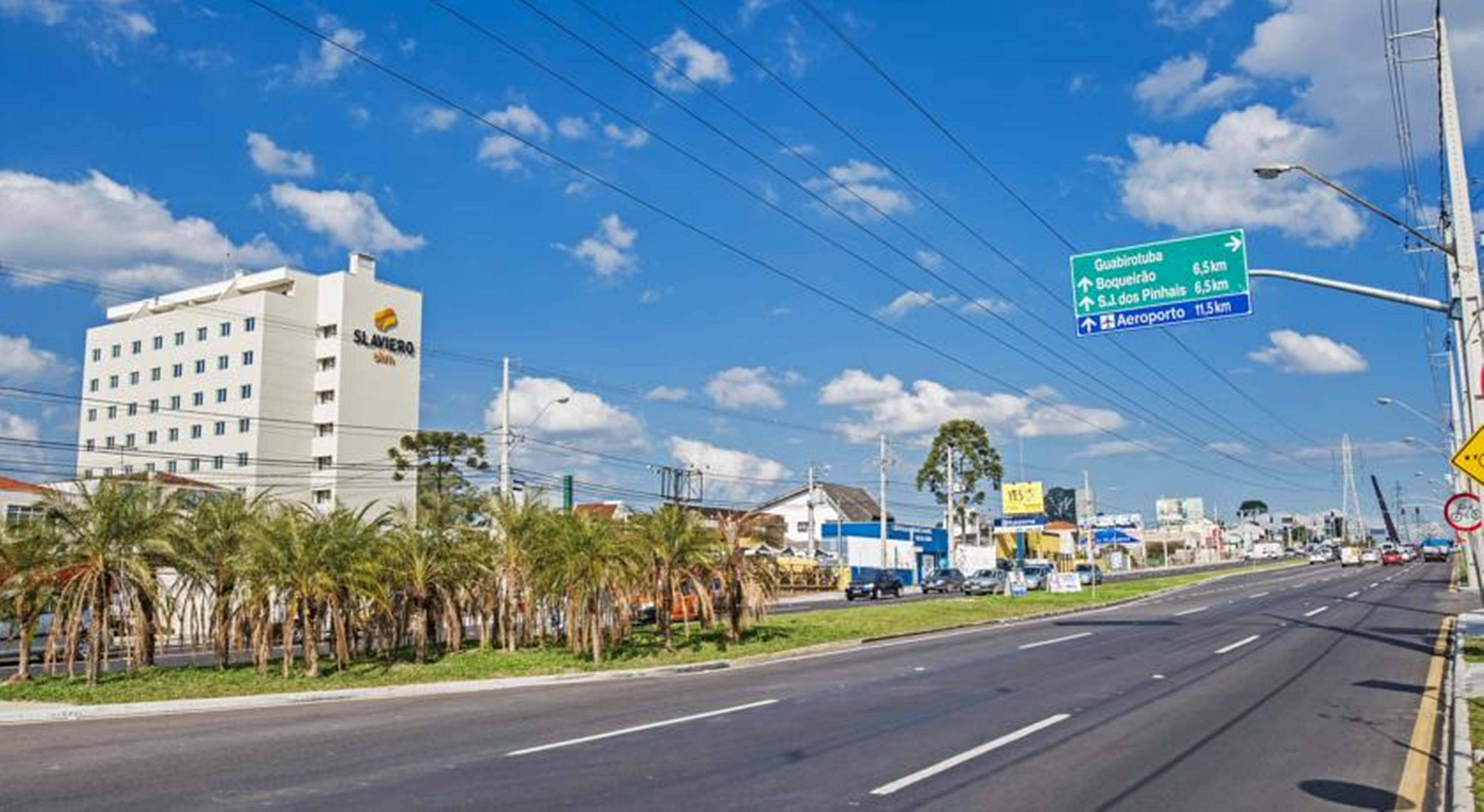 Slim Curitiba Av. Das Torres By Slaviero Hoteis Zewnętrze zdjęcie